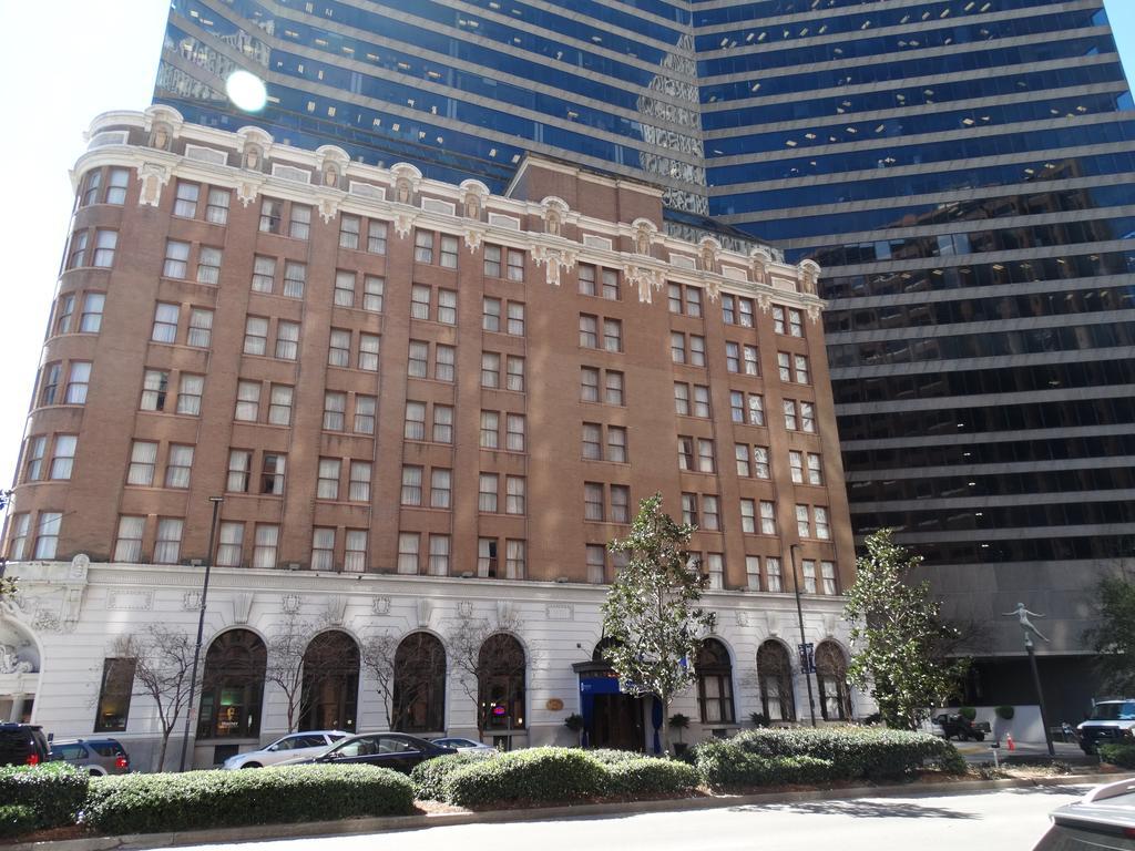 The Whitney Hotel New Orleans Exterior photo